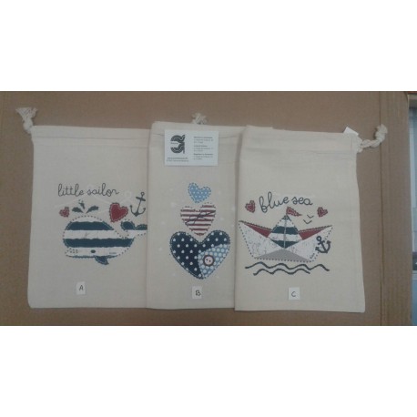 BOLSA MERIENDA BALLENA/CORAZON/BARCO APROX 28*22.5 CM