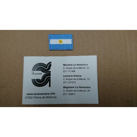 APLICACION MINI BANDERA ARGENTINA APROX 3*2 CM TERMOADHESIVA