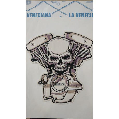 APLICACION GRANDE CALAVERA TERMOADHESIVA 29*32 CM