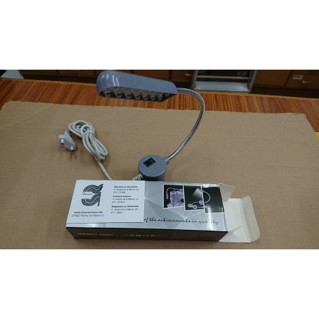 LAMPARA LED CON SOPORTE MAGNETICO