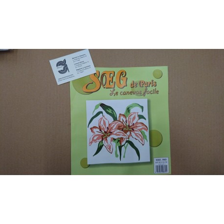 KIT FLORES DE MEDIO PUNTO 20*20 CM CONTIENE AGUJA E HILOS