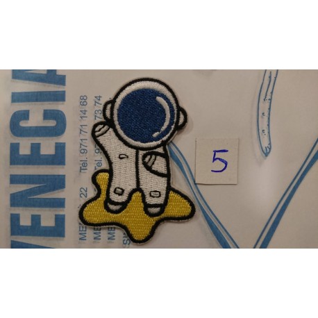APLICACION ASTRONAUTA 7*7 CM TERMOADHESIVA