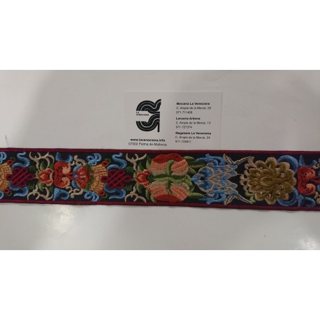CINTA BORDADA FANTASIA 48 MM TERMOAAHESIVA