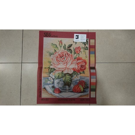 CAÑAMAZO DE MEDIO PUNTO 40*50 CM  FLORES