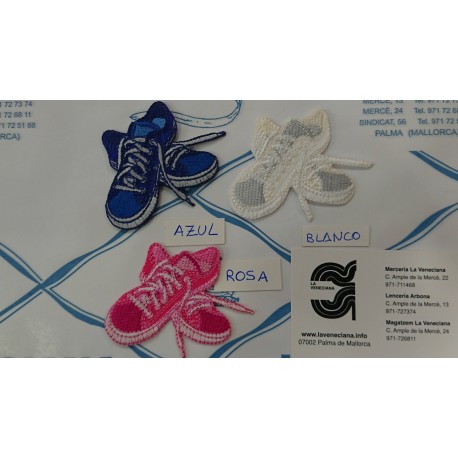 APLICACION ZAPATILLAS APROX 6*4 CM TERMOADHESIVA