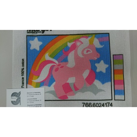 KIT CAÑAMAZO 25*25  UNICORNIO CONTIENE AGUJA E HILOS