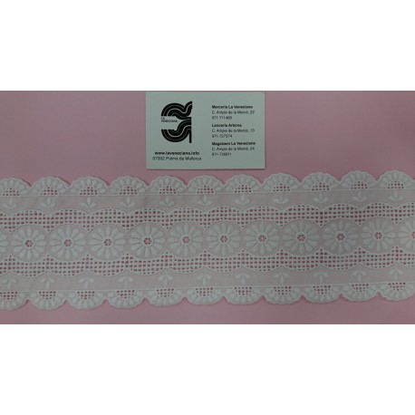 ENTREDOS TIRA BORDADA BATISTA 9 CM  100% ALG