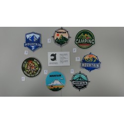 APLICACION MOUNTAIN CAMPING APROX 8*8 CM TERMOADHESIVA