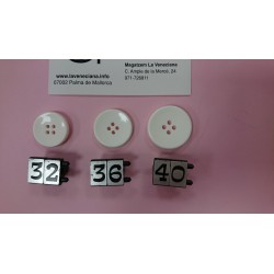 BOTONES LISOS 40AGUJEROS